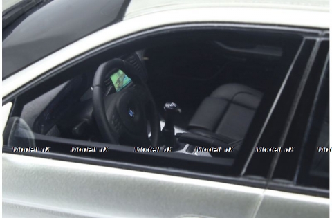 BMW E39 M5 Titanium Silver/Interieur, OT747B, OttoMobile 1:18