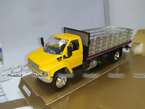 Chevrolet Kodiak C4500, New Ray 1:43