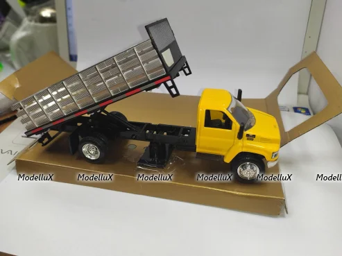 Chevrolet Kodiak C4500, New Ray 1:43
