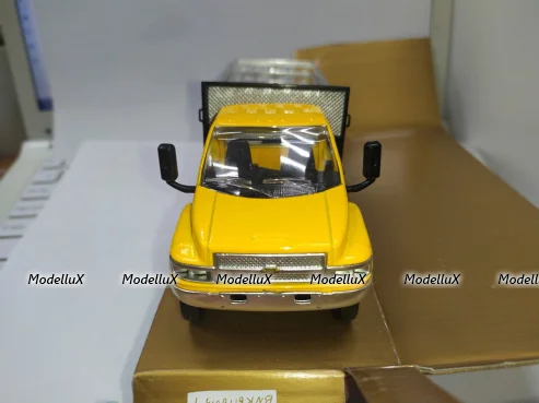 Chevrolet Kodiak C4500, New Ray 1:43
