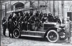 Руссо-Балт D 24/40 1913 г. пожарный, Студия Колесо 1:43