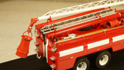 Зил 133Г1 АЦ-40 с телескопическим подъемником, Казань 1980 г., TruckTyr 1:43