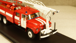 Зил 133Г1 АЦ-40 с телескопическим подъемником, Казань 1980 г., TruckTyr 1:43