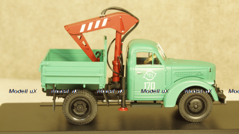 УралЗИС-355М внутризаводской тягач, TruckTyr 1:43