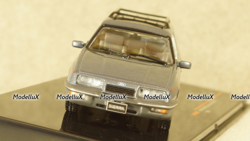Ford Sierra Ghia metallic-silver 1988, CLC352N, IXO 1:43
