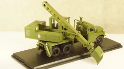Экскаватор-планировщик UDS-110 (на шасси Tatra-148) армейский, SSM1419, SSM 1:43