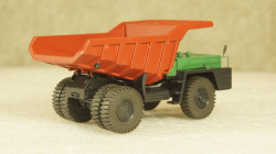 БЕЛАЗ 540А карьерный самосвал зелёный/красный, Бригадир 1:87