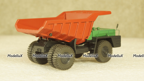 БЕЛАЗ 540А карьерный самосвал зелёный/красный, Бригадир 1:87