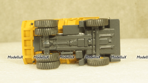 БЕЛАЗ 540А карьерный самосвал желтый, Бригадир 1:87