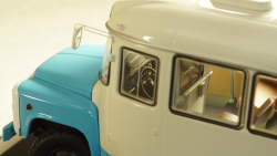 КАВЗ 3270 Ижорский завод, 232702, DiP Models 1:43