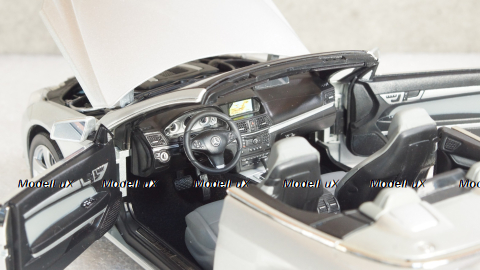 Mercedes E500 А207 cabrio 2009, 183541, Norev 1:18 