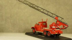 Зис-151 АМЛ  Metz, Мастерская Молотков 1:43