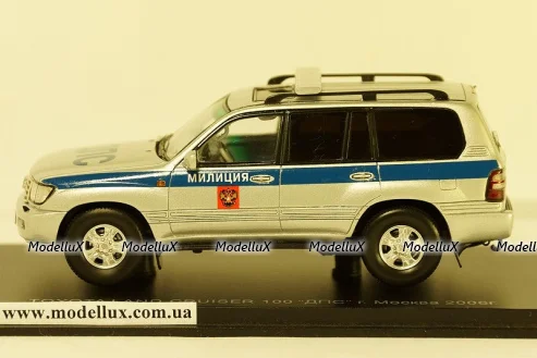 Toyota Land Cruiser 100 ДПС Москва 2007, Spark 1:43