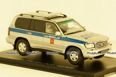 Toyota Land Cruiser 100 ДПС Москва 2007, Spark 1:43