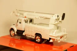 International 4200 Digger Truck