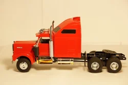 Kenworth W900 Tractor with Sleeper, Eligor 1:43