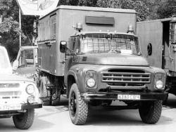 SHL-740 спецавтомобиль для транспортировки нарядов милиции на шасси Зил-130 1982, зеленый, TruckTyr/Dip 1:43