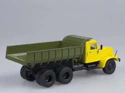 Краз-256Б1 самосвал желтый/зеленый, АвтоИстория 1:43