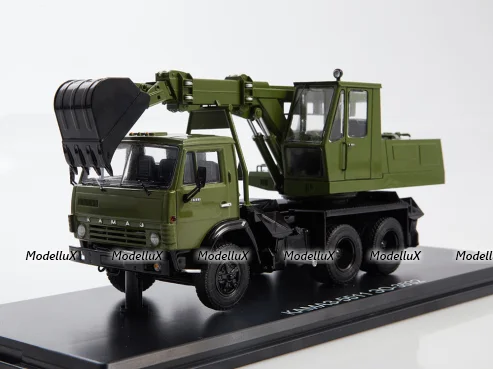 Авто-экскаватор ЭО-3532 КАМАЗ-5511, 1977,  хаки, SSM1456, SSM 1:43