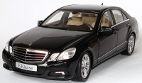 Mercedes E-class Limousine Avantgarde (W212) black, B66960213, Minichamps 1:18