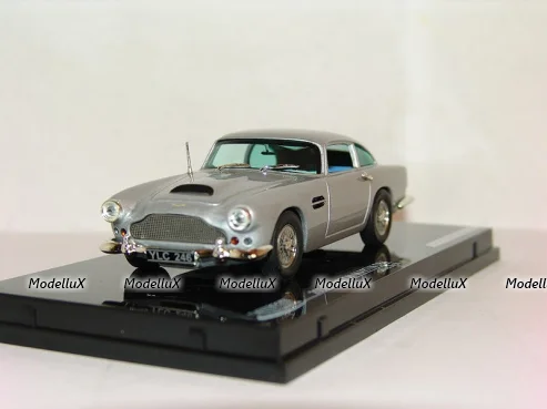 ASTON MARTIN DB4