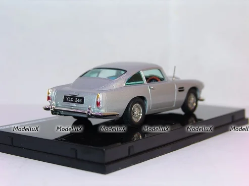 ASTON MARTIN DB4