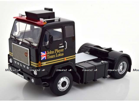 Volvo F88 JPS Team Lotus mit Union Jack 1978, RK180064, Road Kings 1:18