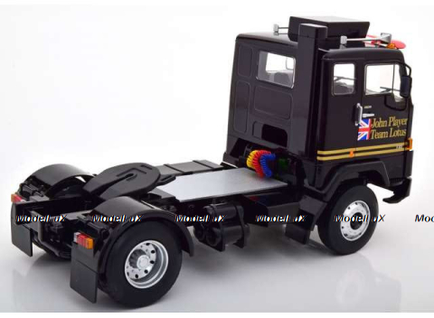 Volvo F88 JPS Team Lotus mit Union Jack 1978, RK180064, Road Kings 1:18