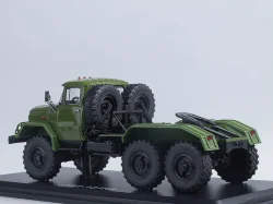 ЗИЛ 131НВ седельный тягач хаки, SSM1088