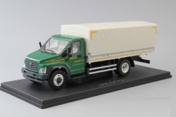 Газон NEXT C41R31 бортовой с тентом зеленый/серый Н233, НАП 1:43