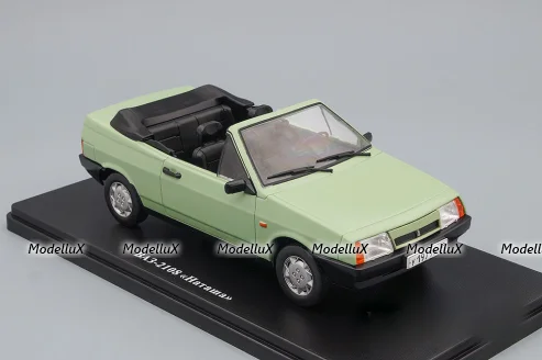 ВАЗ 2108 "Наташа" Легендарные Советские Автомобили №63, Hachette 1:24 (без журнала)