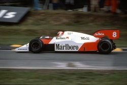 McLaren TAG MP4/2 N. Lauda World Champion Portugese GP 1984, 537841808, Minichamps 1:18