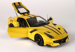 FERRARI F12 TDF - 2015 - YELLOW W/ BLACK STRIPES, BBR182106, BBR 1:18