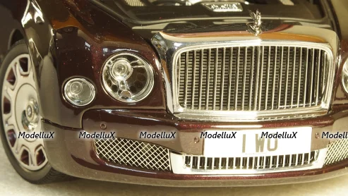 Bentley Mulsanne Grand Limousine by Mulliner, ALM830604, Almost Real 1:18