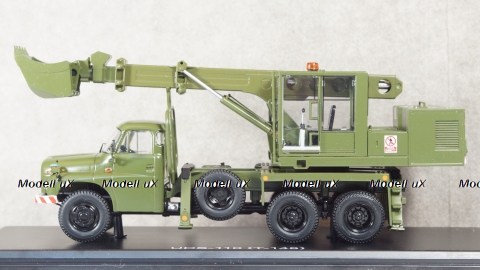 Экскаватор-планировщик UDS-110 (на шасси Tatra-148) армейский, SSM1419, SSM 1:43