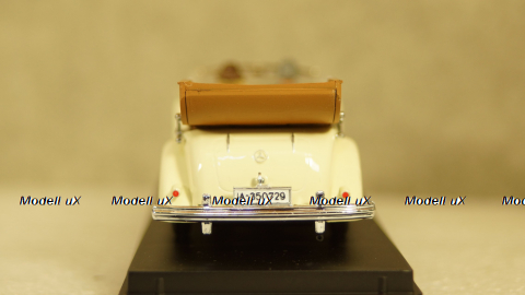 Mercedes 770K Cabriolet 1938 With Figures Eva Braun (Hitler's wife) and SS Military Guard, 4490/P, RIO 1:43