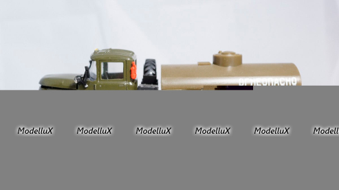 Mercedes G63 AMG 6x6, Spark 1:43