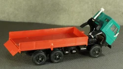Камаз 5320, бортовой, зелено-красный, Арек 1:43