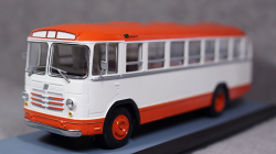 ЛИАЗ 158В красно-белый, Classicbus 04001D, 1:43 Уценка!