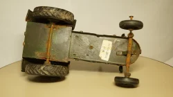 Трактор, Жестяная игрушка