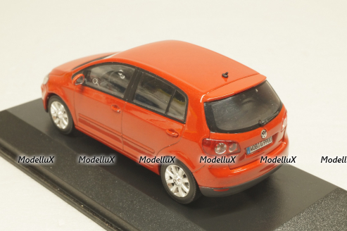 Toyota Land Cruiser 200 2010 gold, JC242, J-Collection 1:43