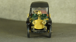 Руссо Балт С24-40 А22, Тантал/Радон 1:43