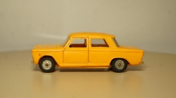 Fiat 1500 оранжевый