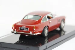 ASTON MARTIN DB4 