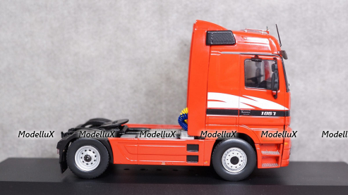 Mercedes Actros 1851 MP 1 1995 red, IXO 1:43