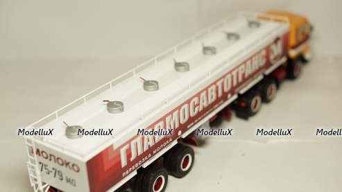 Маз 6422 с полуприцепом АМП-22,6 Молоковоз, TruckTyr 1:43
