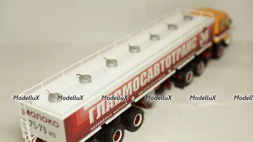 Маз 6422 с полуприцепом АМП-22,6 Молоковоз, TruckTyr 1:43