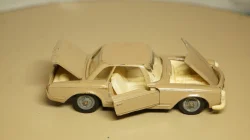 Mercedes 230SL красно-розовый