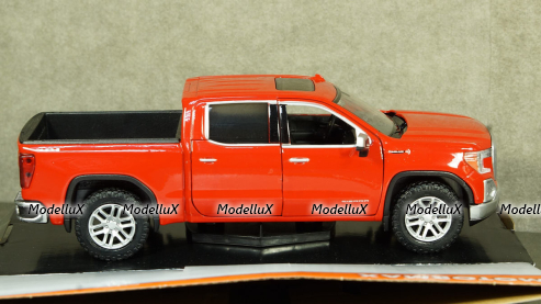 GMC Sierra 1500 SLT Crew Cab red, MOM79361RED, MotorMax 1:24