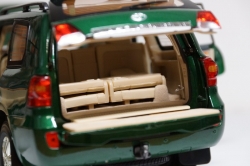 Toyota LAND CRUISER 200 , Paudi 1:18